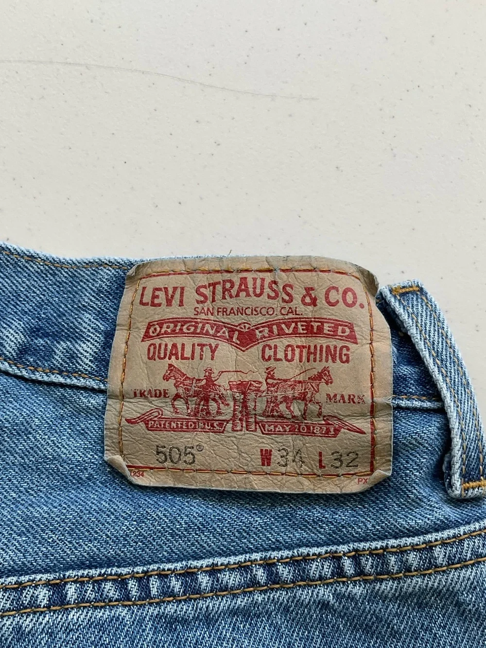 Levi's 505 Regular Fit Jean for Men Size 34 x 32 inch Blue